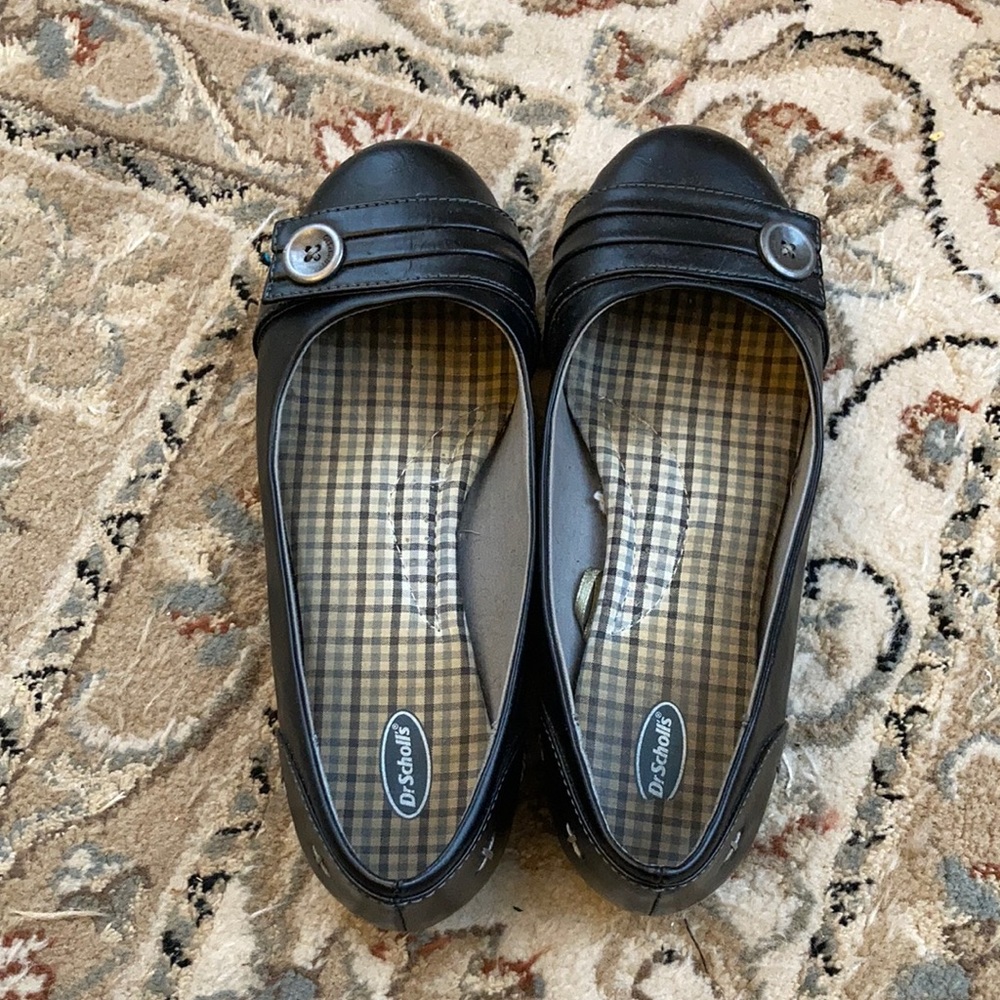Black flats